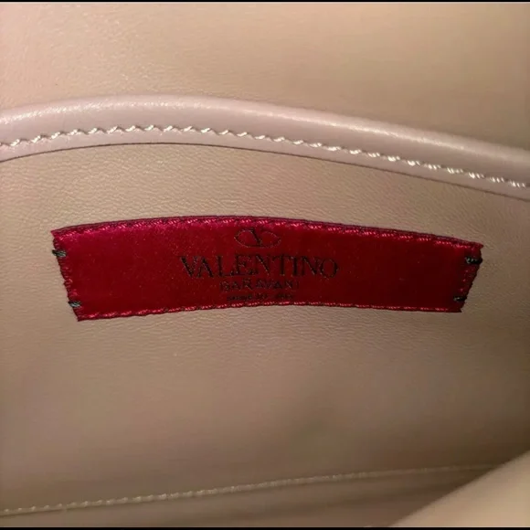 Auth VALENTINO Garavani Shoulder Bag  Pink Leather 1731451 - Picture 8 of 16